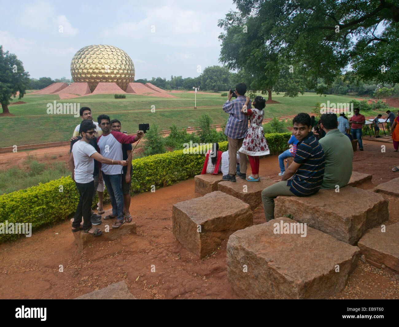 Auroville india Fotos und Bildmaterial in hoher Auflösung Alamy