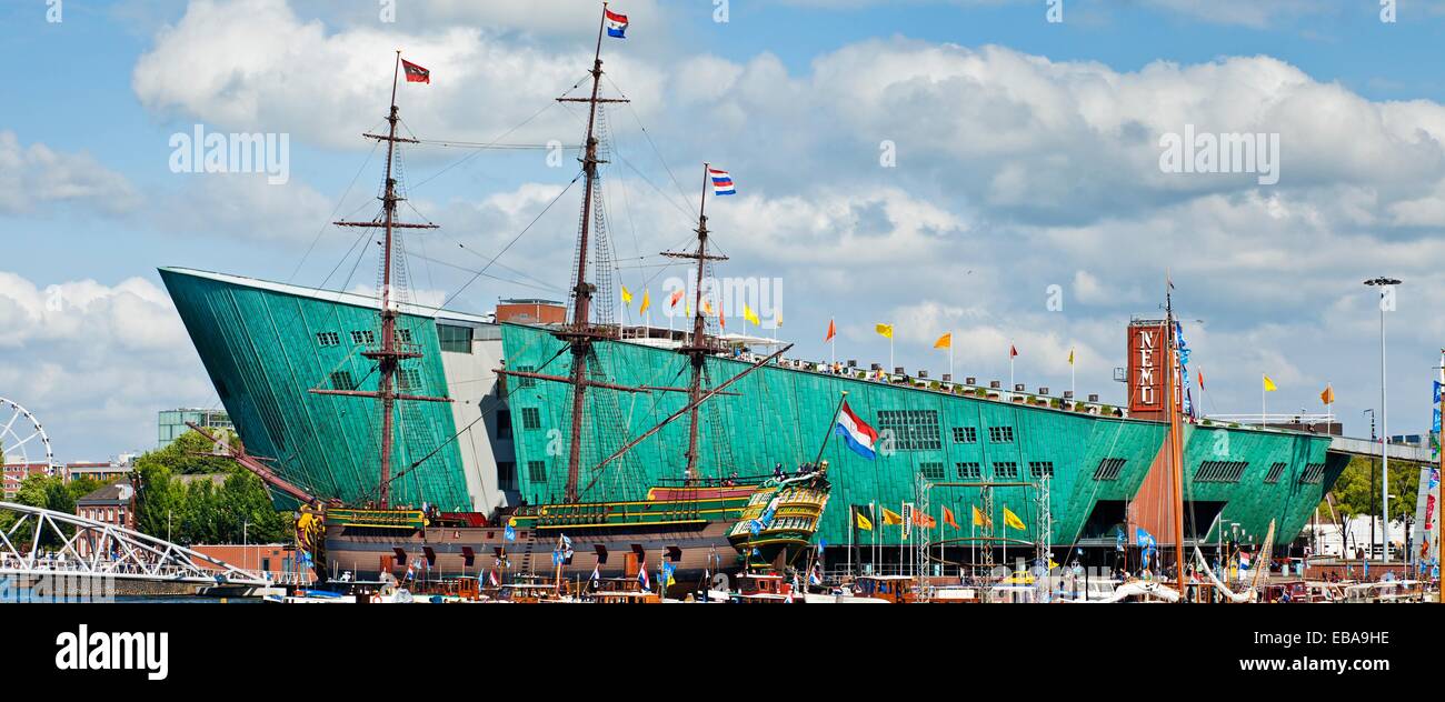 NeMo National Center for Science and Technology Museum, Oosterdok, Amsterdam, Niederlande. Stockfoto