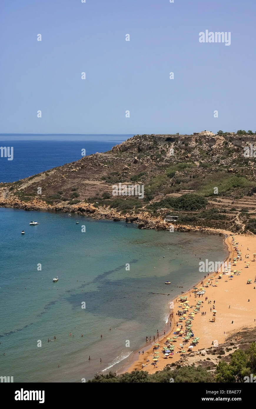 Atemberaubenden Blick auf Sandstrand Ramla Bay im nördlichen Teil der Insel Gozo, einer der beliebtesten Strände in Malta Stockfoto