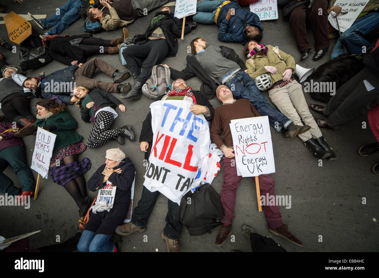 London, Großbritannien. 28 Nov, 2014. Kraftstoff Armut Aktion protestieren Credit: Guy Corbishley/Alamy leben Nachrichten Stockfoto