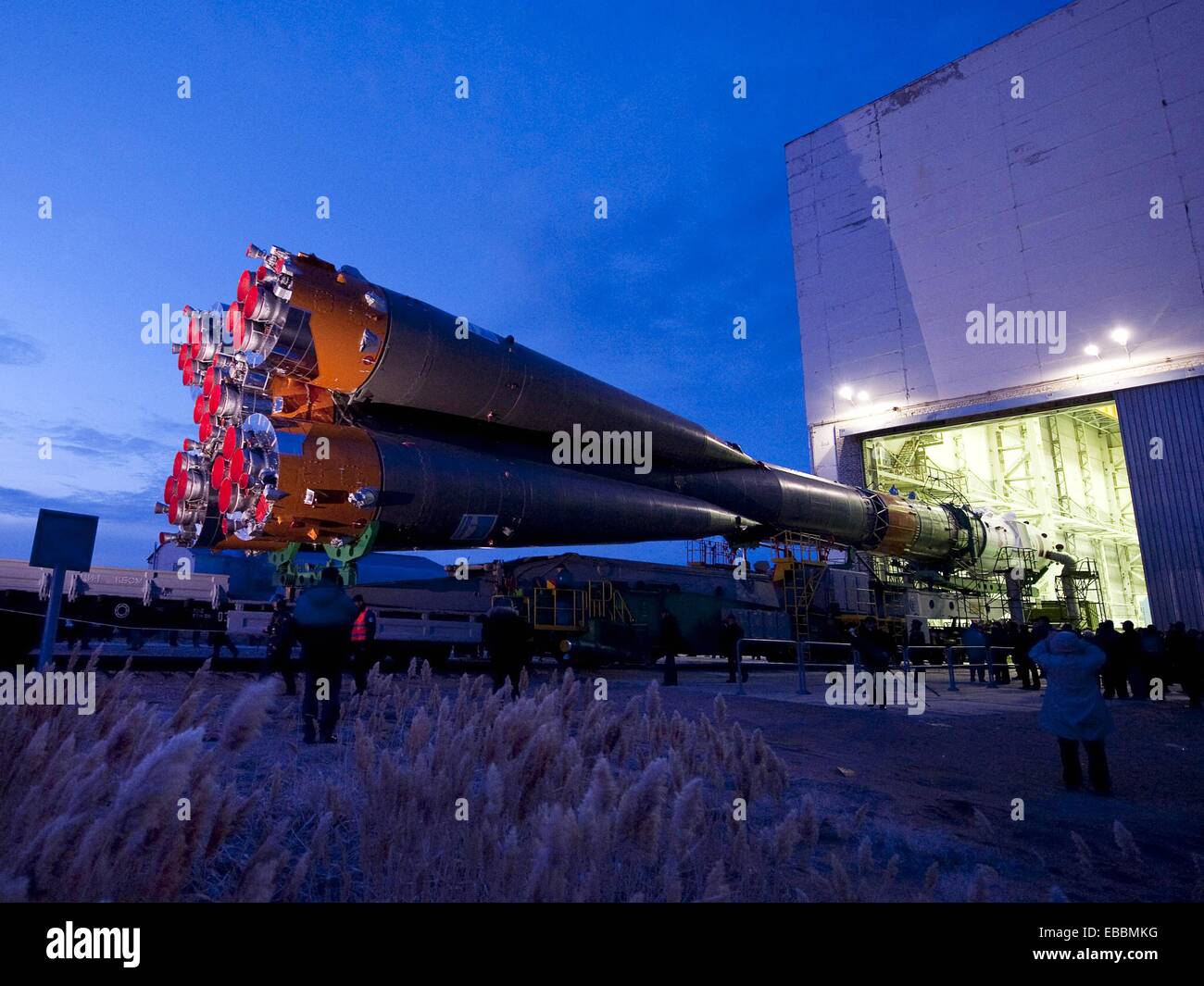 Sojus 12 Fotos und Bildmaterial in hoher Auflösung Alamy