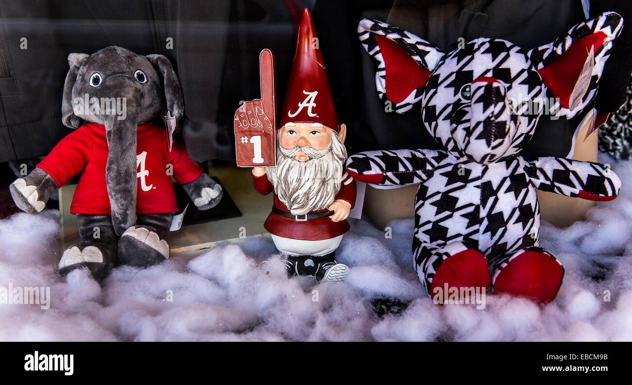 Tuscaloosa, Alabama, USA. 28. November 2014. Ein Schaufenster eines Ladens auf Universität Avenuue am Vorabend des 2014 Iron Bowl-Spiel zwischen der University of Alabama und Auburn University. © Brian Cahn/ZUMA Draht/Alamy Live-Nachrichten Stockfoto