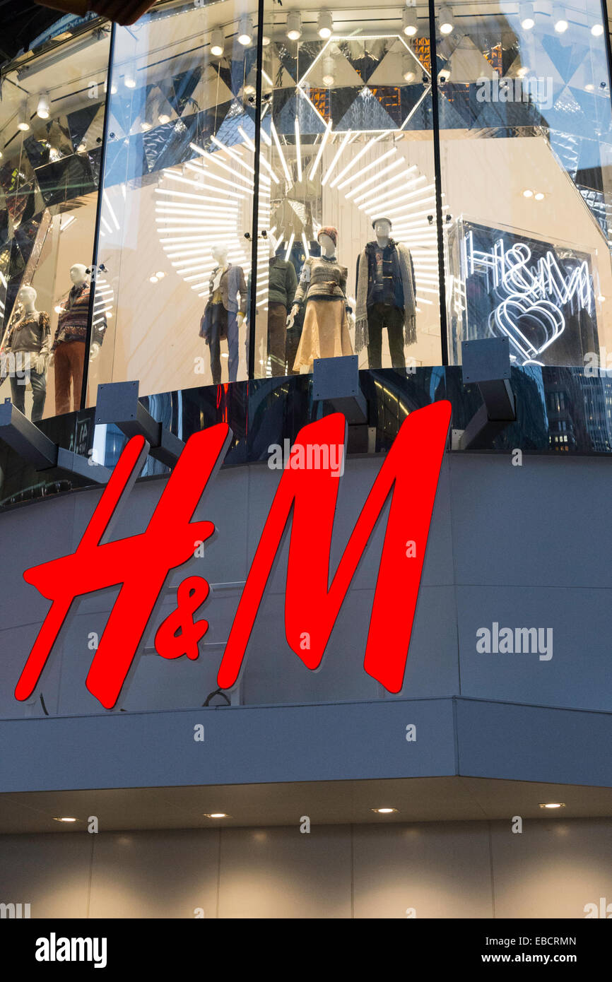 Plakatwände Leuchten Times Square bei Nacht, NYC Stockfoto