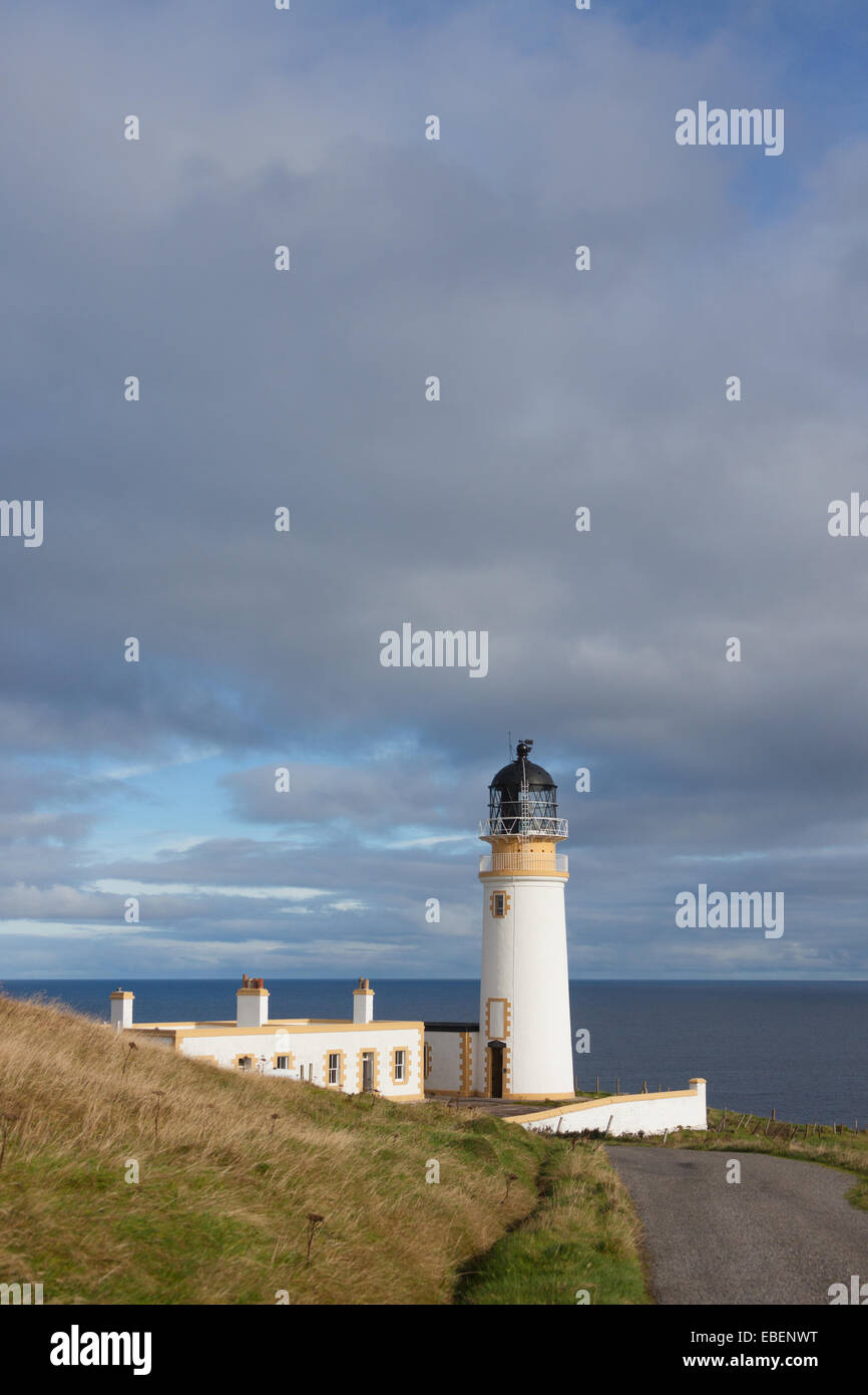 Tiumpan Head Leuchtturm. Der Leuchtturm und die Gebäude wurden von David und Charles Stevenson entworfen und gebaut von John Aitken. Stockfoto