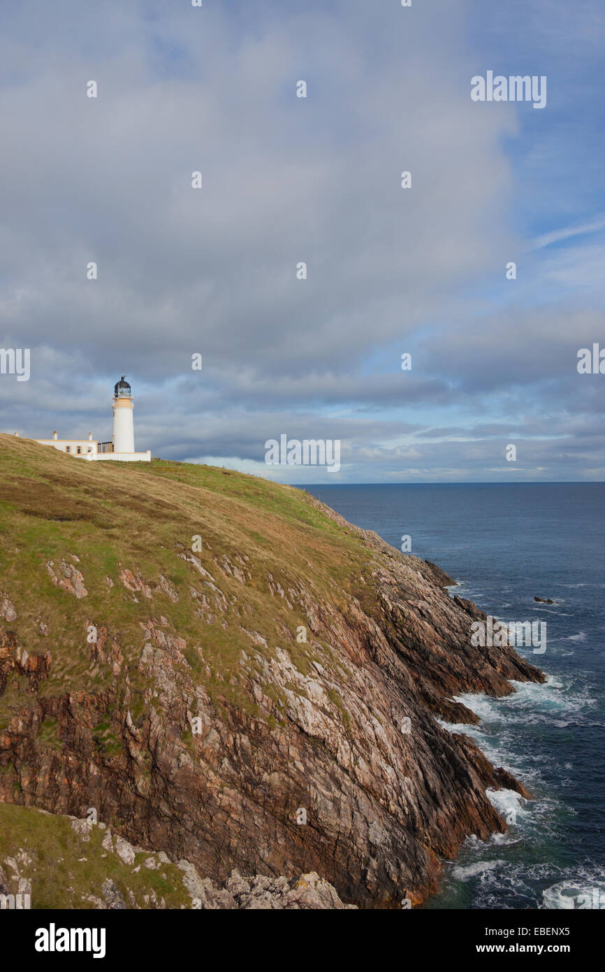 Tiumpan Head Leuchtturm. Der Leuchtturm und die Gebäude wurden von David und Charles Stevenson entworfen und gebaut von John Aitken. Stockfoto