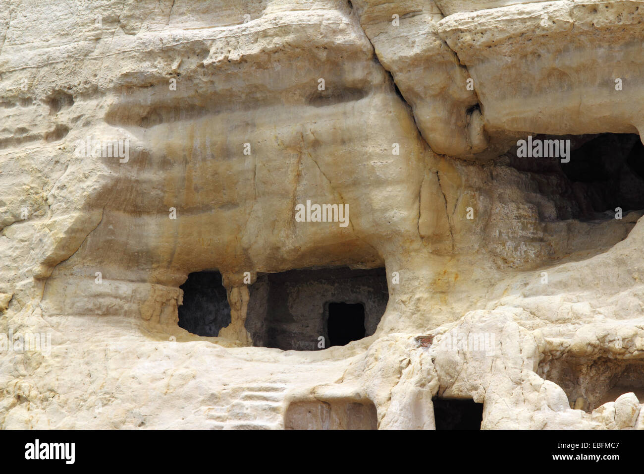 Matala auf der griechischen Insel Kreta ist berühmt für die künstliche Höhlen in den Felsen gehauen geworden. Gräber in den Höhlen gefunden Stockfoto