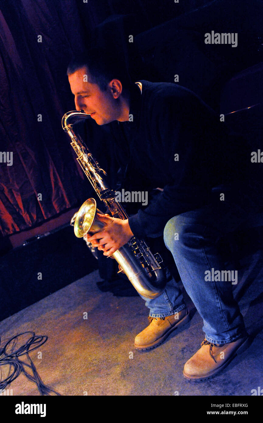 Jazz-Konzert im Tygmont Club in der Innenstadt von Warschau, Polen. Stockfoto