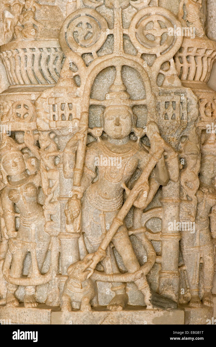 Detail, Säule, Marmor-Tempel, Tempel der Jain Religion, Adinatha-Tempel, Ranakpur, Rajasthan, Indien Stockfoto