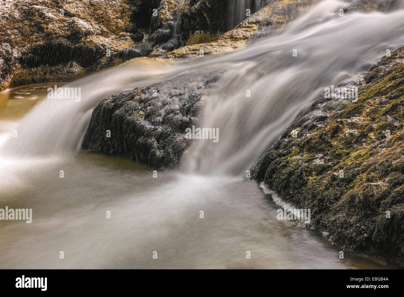 Kaskaden von einem Gebirgsbach, Weißenbachtal, Salzkammergut, Oberösterreich, Österreich Stockfoto