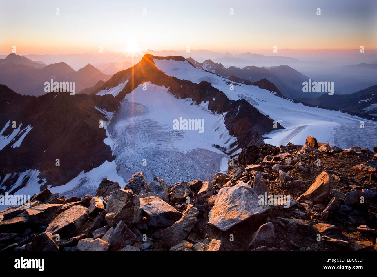 Sonnenaufgang über Wilder Freiger Berg, Stubaital, Stubaier Alpen ...