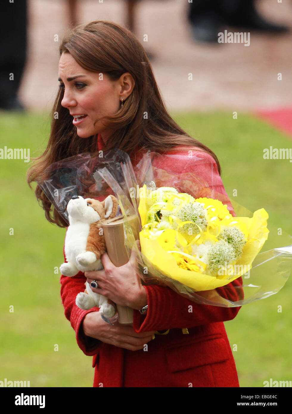 Duke of Cambridge, Prinz William und Catherine, Herzogin von Cambridge enthüllen eine Gedenktafel im Macrosty Park Crieff mit: Catherine, Herzogin von Cambridge, Kate Middleton wo: Perth, Vereinigtes Königreich bei: 28. Mai 2014 Stockfoto