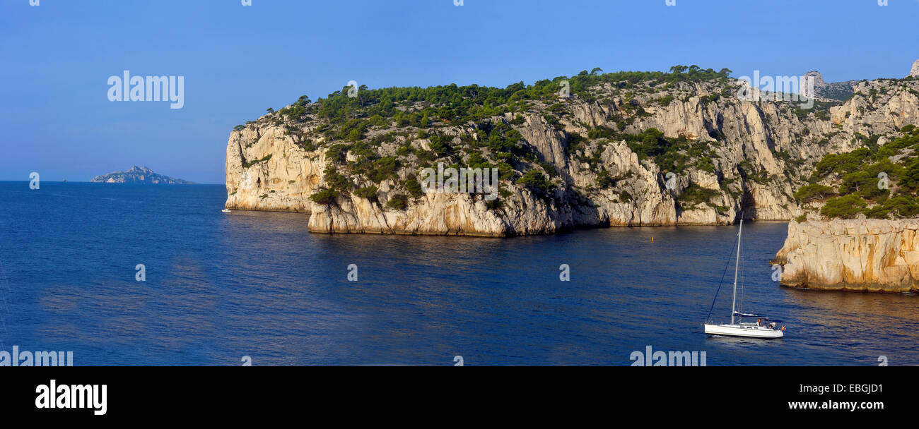 felsige Küste des Calanques, Frankreich, Provence, Marseille Cassis La Ciotat Calanques Nationalpark Stockfoto
