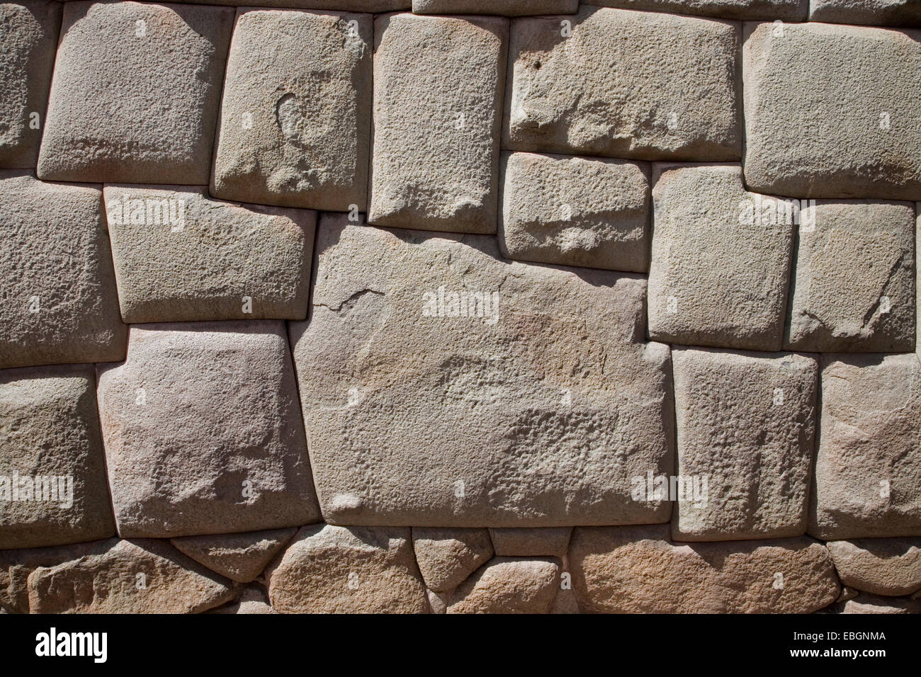dodekagonale Stein der Inka Mauer bei Inca Roca Palast, Peru, Cusco Stockfoto