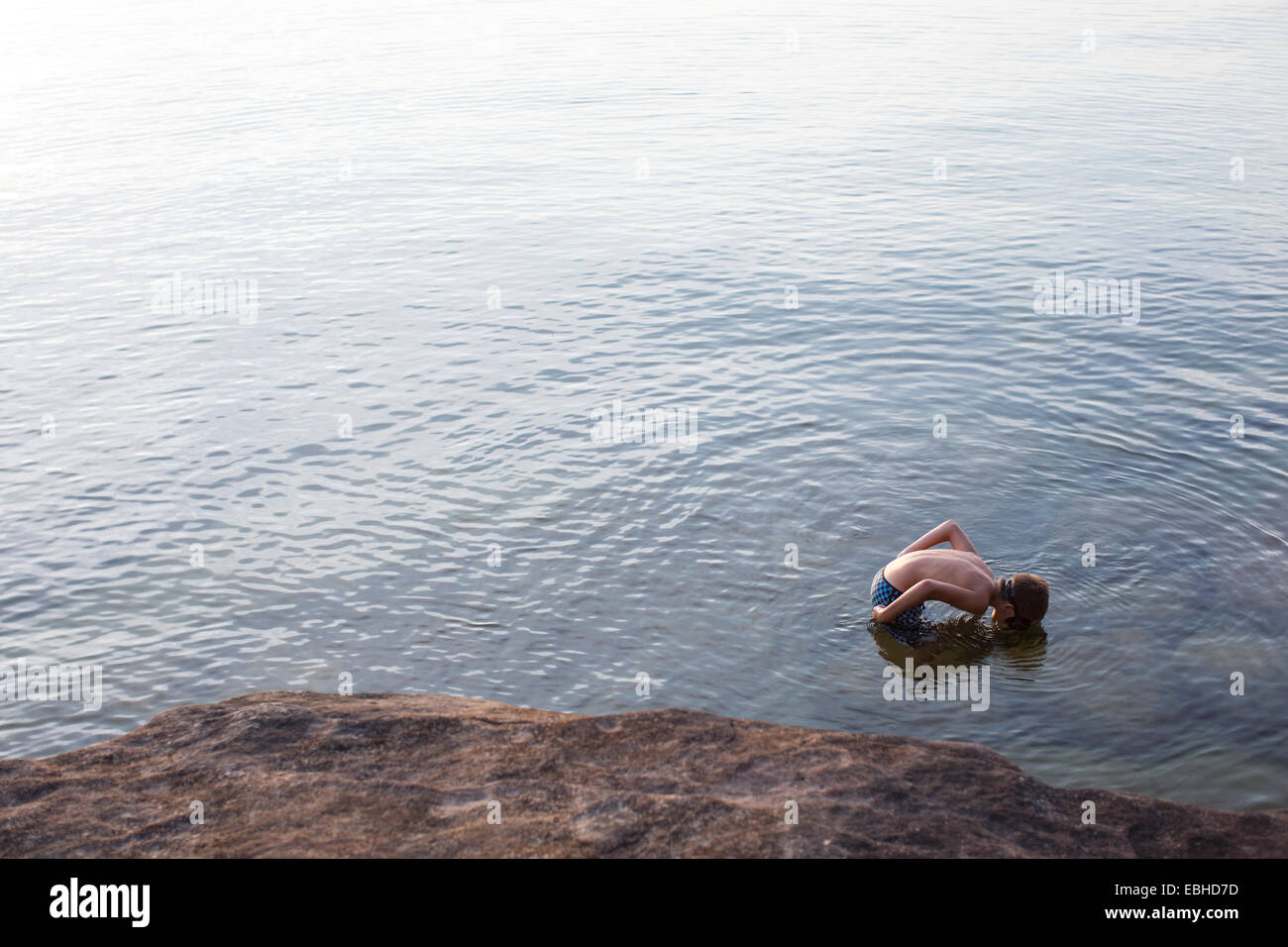Erhöhte Ansicht der junge blickte auf Lake Superior, Au-Zug, Michigan, USA Stockfoto