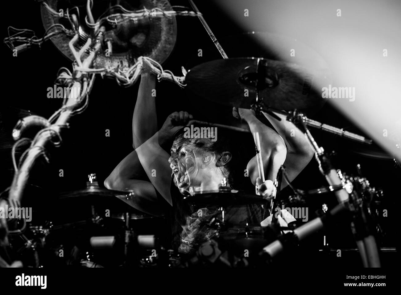 Toronto, Ontario, Kanada. 30. November 2014. US-amerikanische Metal-Band KORN für Slipknot im Air Canada Centre in Toronto während der Vorbereitung zur Hölle Tour eröffnet. Bandmitglieder: JONATHAN DAVIS, JAMES "MUNKY" SHAFFER, BRIAN 'HEAD' WELCH, REGINALD "FIELDY" ARVIZU, RAY LUZIER © Igor Vidyashev/ZUMA Draht/Alamy Live News Stockfoto