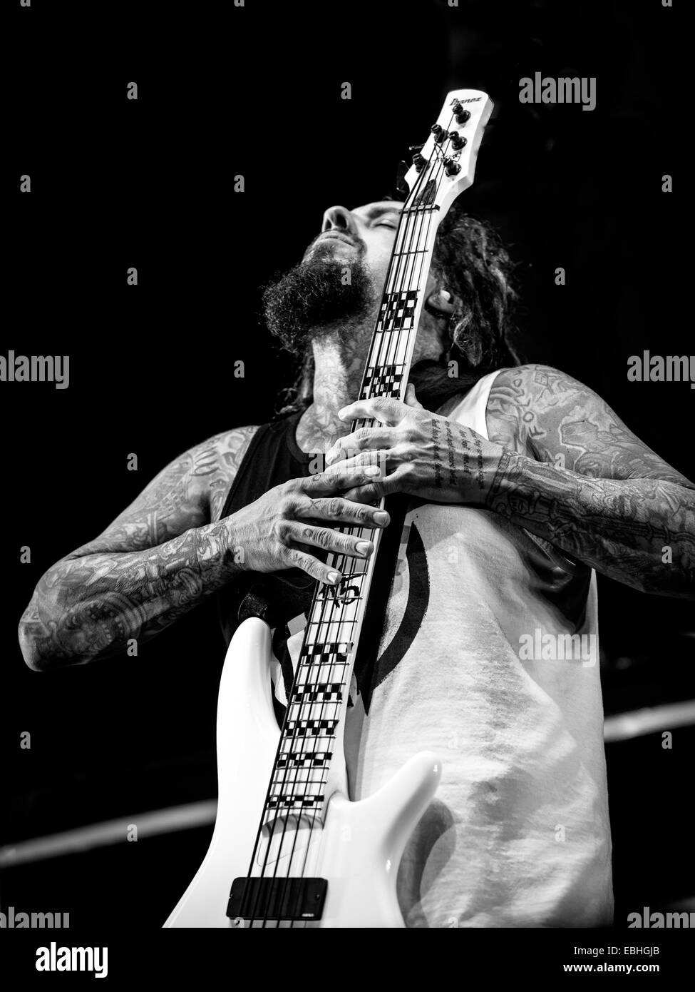 Toronto, Ontario, Kanada. 30. November 2014. US-amerikanische Metal-Band KORN für Slipknot im Air Canada Centre in Toronto während der Vorbereitung zur Hölle Tour eröffnet. Bandmitglieder: JONATHAN DAVIS, JAMES "MUNKY" SHAFFER, BRIAN 'HEAD' WELCH, REGINALD "FIELDY" ARVIZU, RAY LUZIER © Igor Vidyashev/ZUMA Draht/Alamy Live News Stockfoto