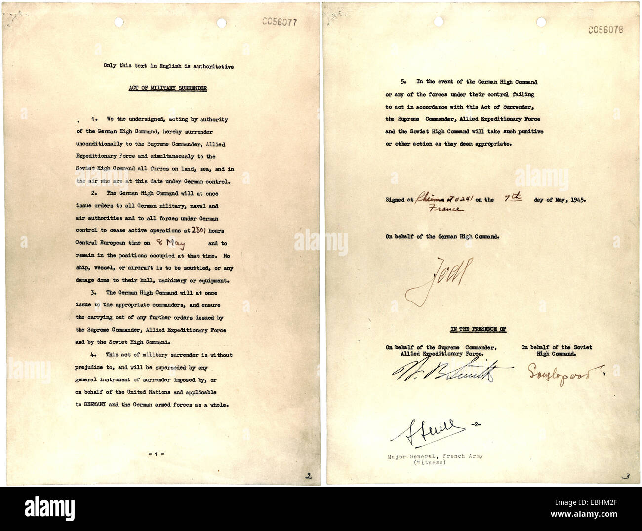 DEUTSCHE Kapitulation Dokument von Jodl im HQ der SHAEF in Reims unterzeichnet 7. Mai 1945 Stockfoto