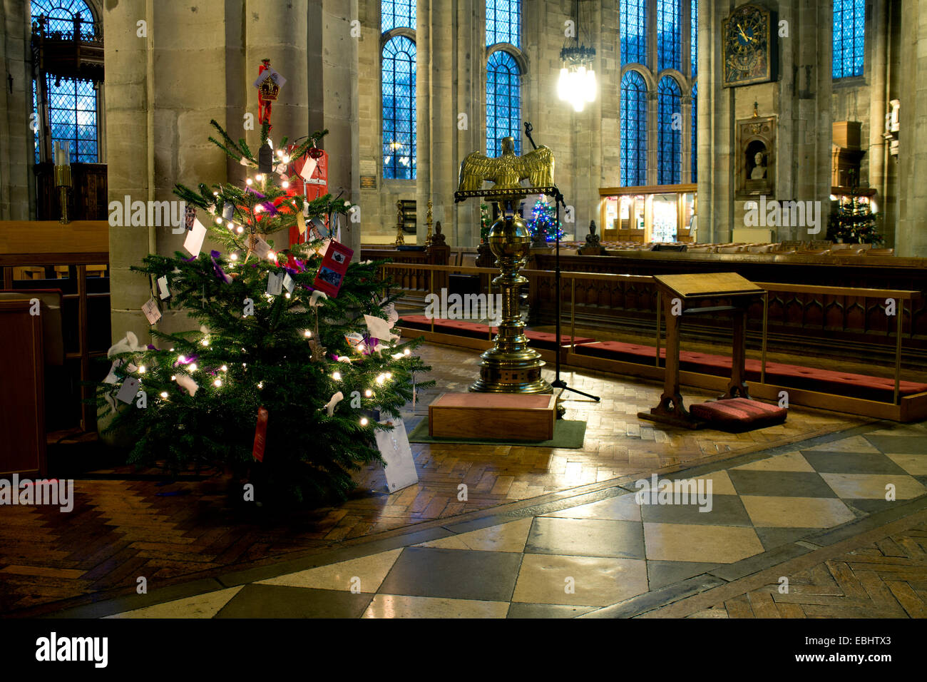 St.-Marien Kirche an Weihnachten, Warwick, Warwickshire, England, UK Stockfoto