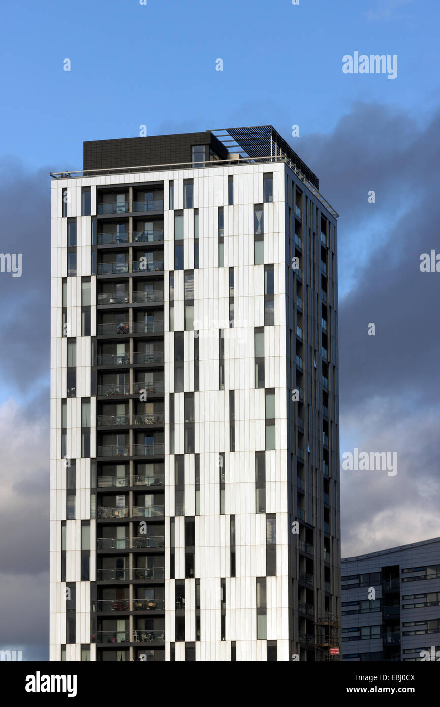 Moderne Wohnungen, Erie Basin, Salford Quays, Harbour City, Manchester, UK Stockfoto
