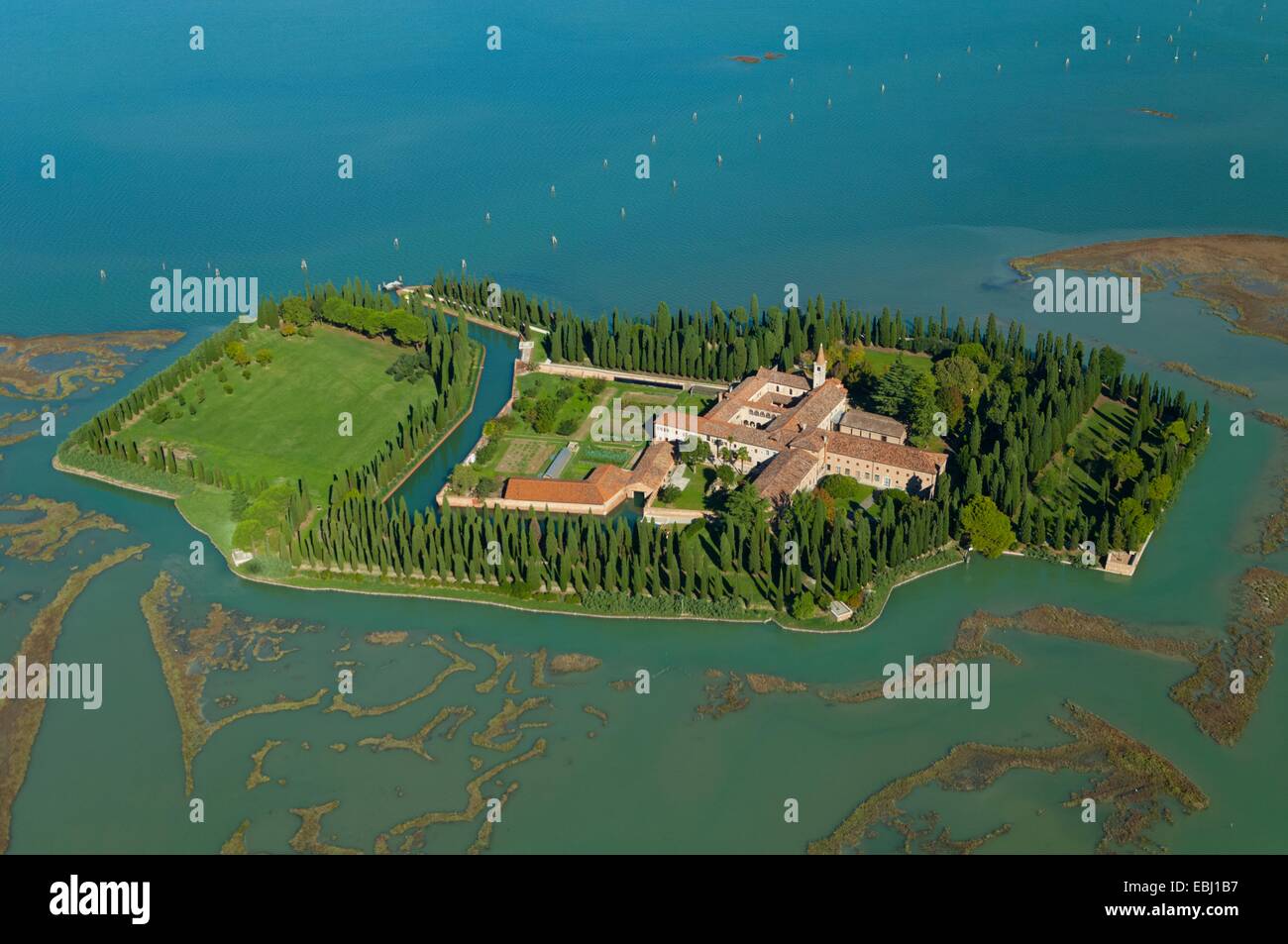 Luftaufnahme des San Francesco del Deserto Insel Venedig Lagune, Italien, Europa Stockfoto