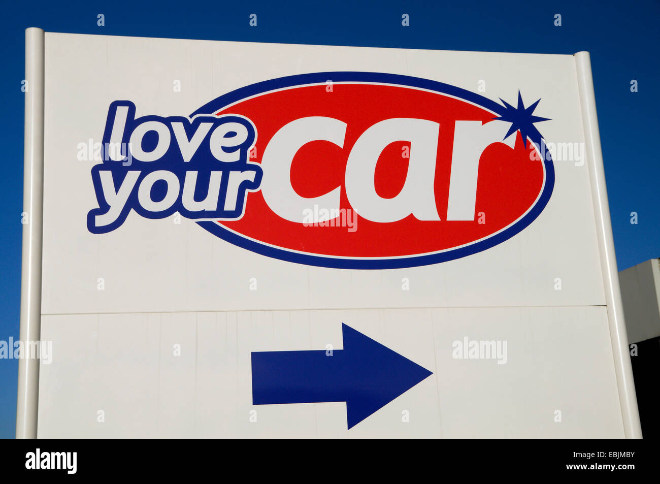 Liebe dein Auto Reparatur Unternehmen Zeichen, Cardiff, Wales, UK. Stockfoto