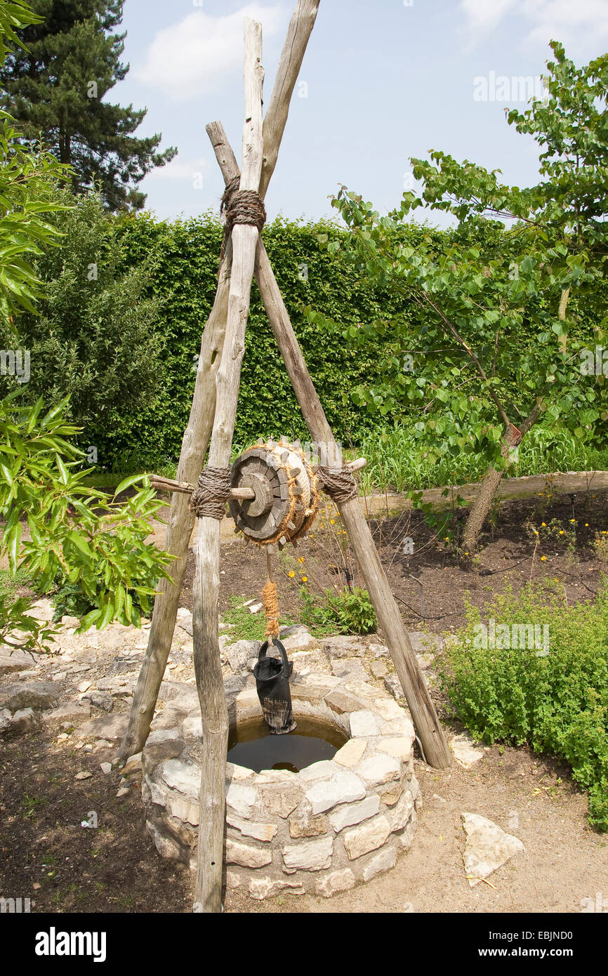 Zeichnen Sie nun in einem Garten, Deutschland Stockfoto