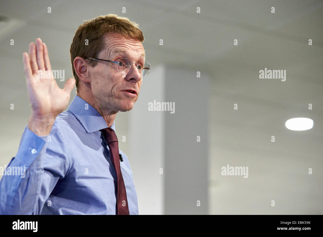 Andy Street Managing Director, John Lewis abgebildet, während einer Konferenz in Birmingham, UK Stockfoto