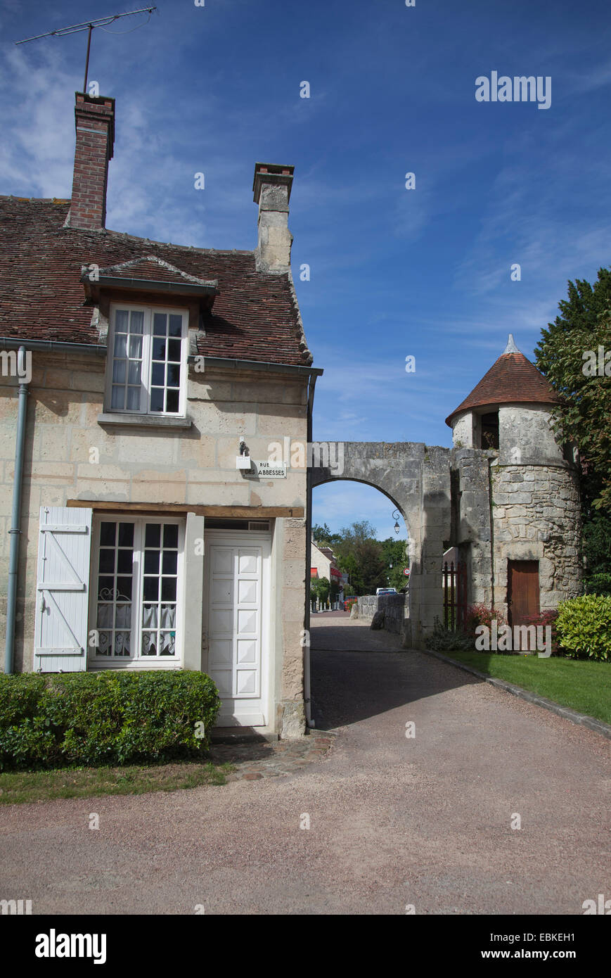 Rue des Abbesses in St-Jean-Aux-Bois Stockfoto