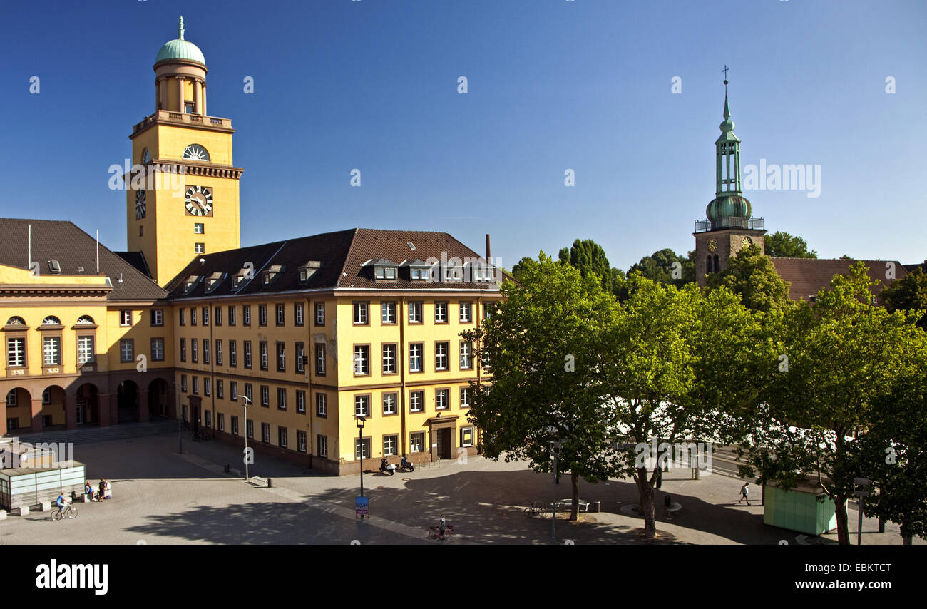 Rathaus und Johanniskirche, Deutschland, Nordrhein-Westfalen, Ruhrgebiet, Witten Stockfoto