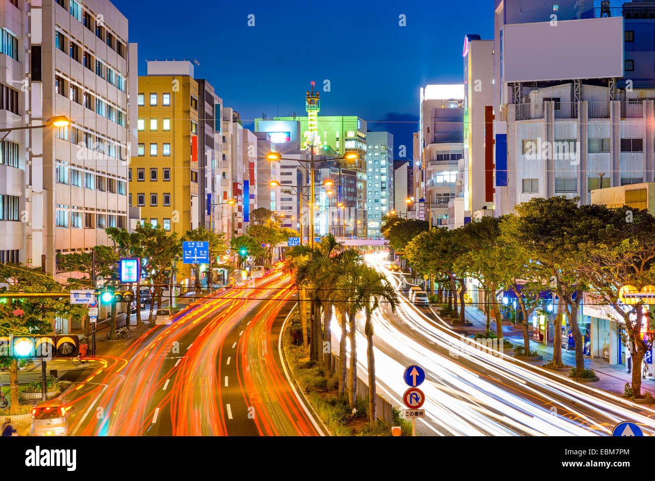 Naha, Okinawa, Japan Innenstadt Stadtbild über die Schnellstraße. Stockfoto