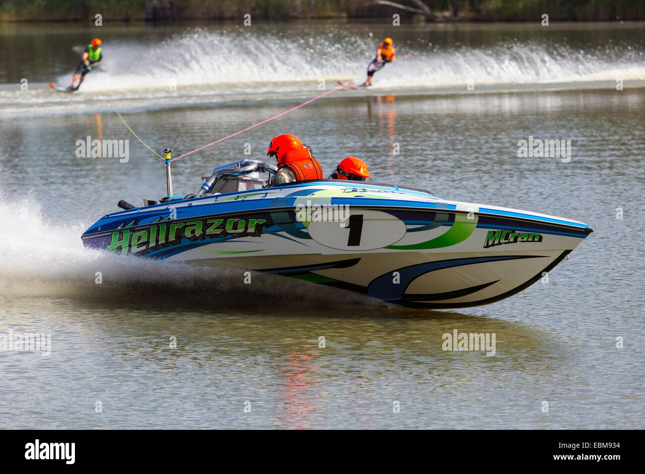 Hellrazor verlässt den Darling River in den Murray River bei Wentworth während des Ted Hurley Memorial Classic 2014 Stockfoto