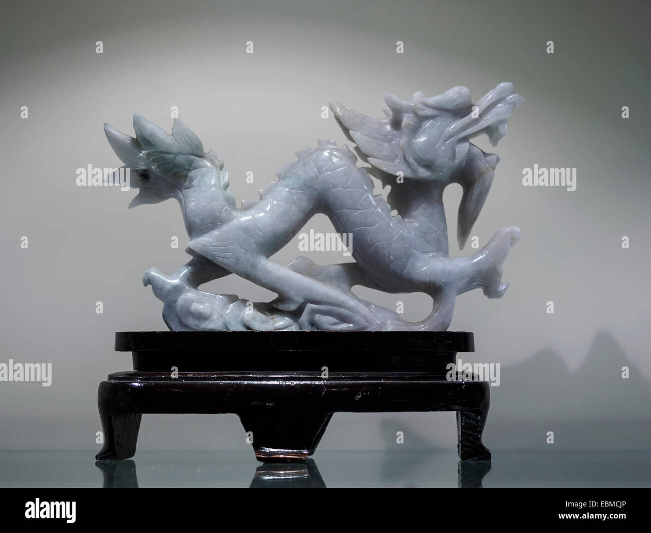 Jade Skulptur eines Drachen aus China Stockfoto