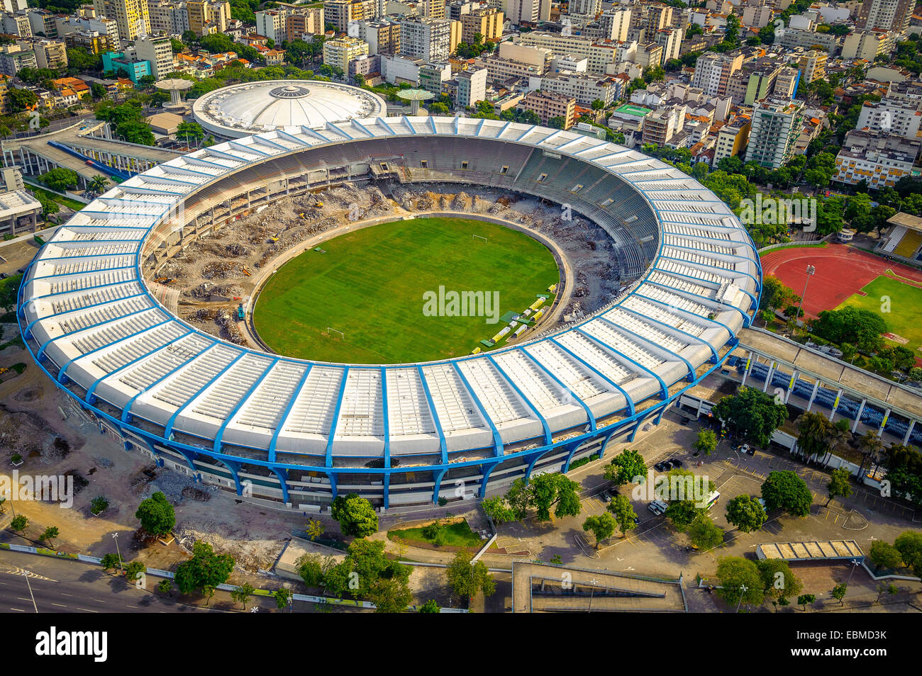 Luftaufnahme von einem Fußballfeld in einer Stadt, Maracana-Stadion, Rio De Janeiro, Brasilien Stockfoto