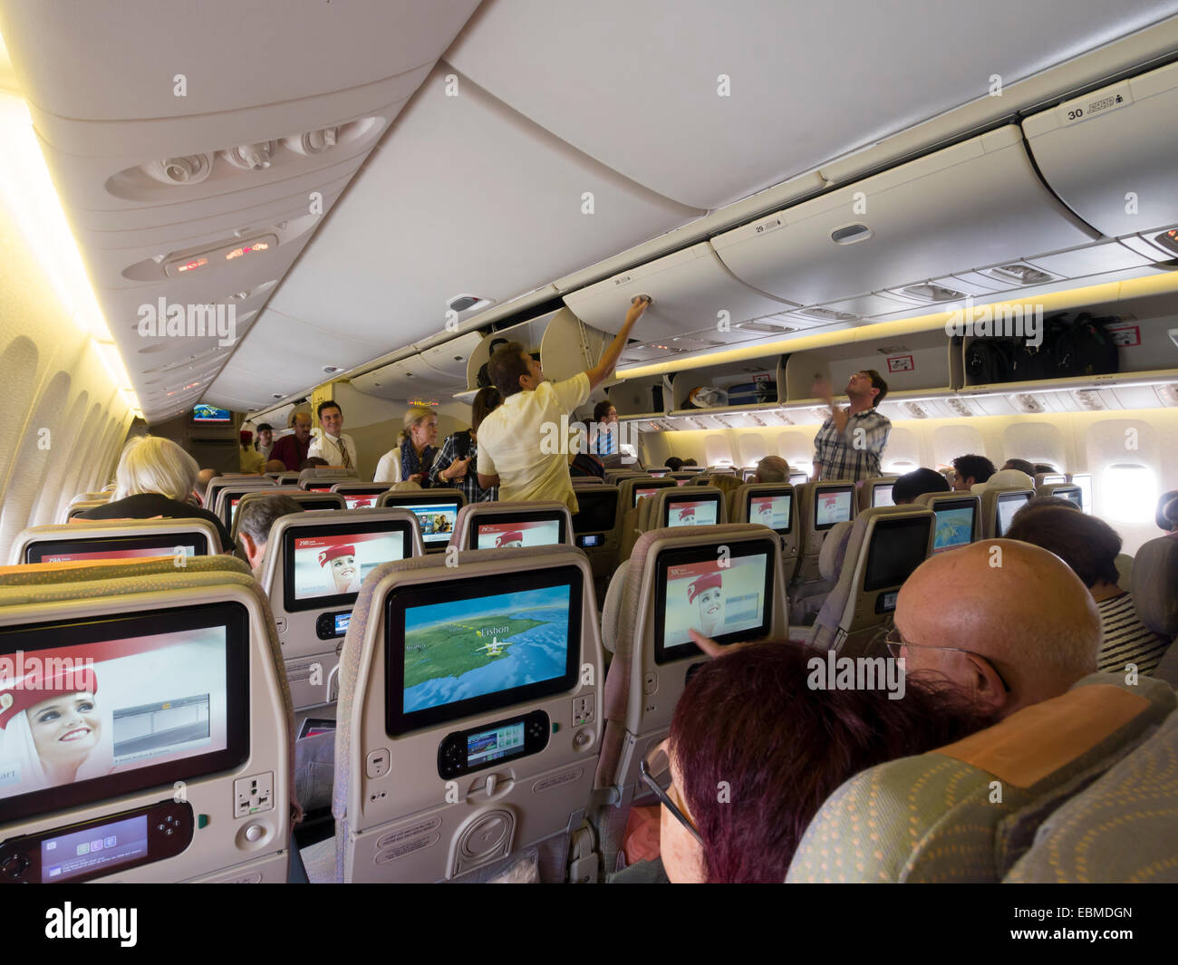 Emirates Airplane Cabin Stockfotos Emirates Airplane Cabin