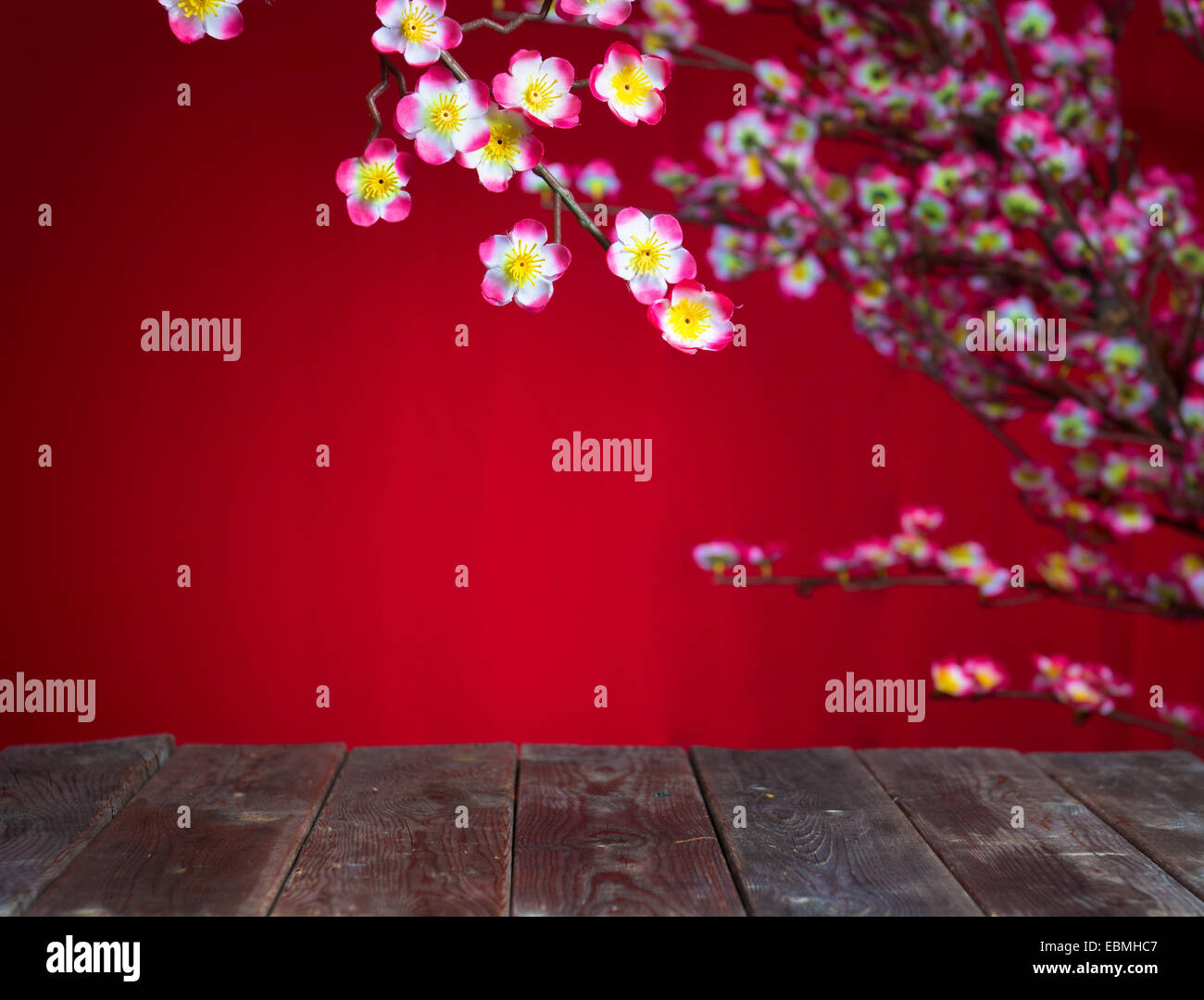 Chinesisches Neujahr-Deocration mit leeren Holz Exemplar zwecks Gestaltung Stockfoto