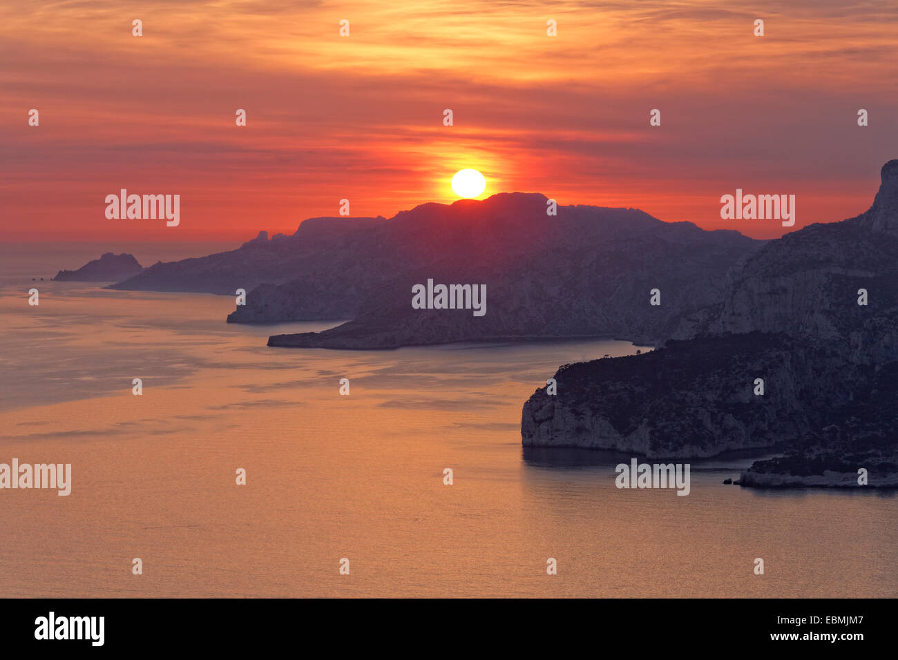 Cap Canaille, Sonnenuntergang über die Calanques, Département Bouches-du-Rhône, Region Provence-Alpes-Côte d ' Azur d ' Azur, Frankreich Stockfoto
