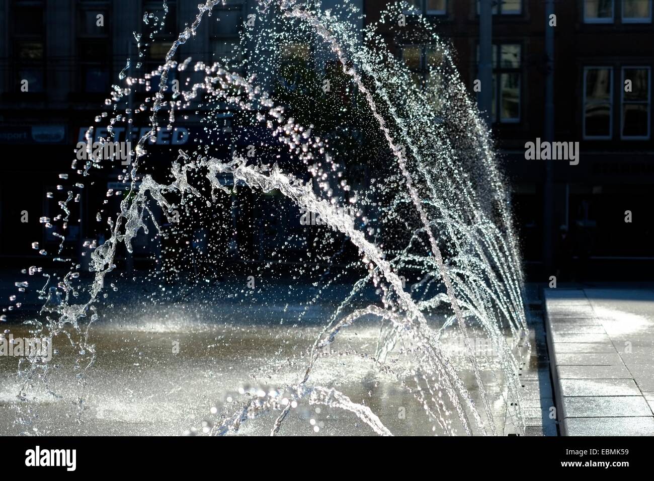 Gustafson Porter saniert Altmarkt-Wasser-Brunnen. Nottingham, England UK. Stockfoto