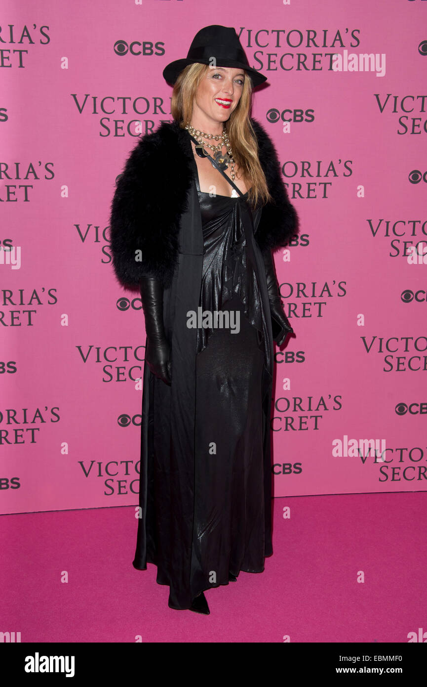 Alice Temperley bei der Victorias Secret Fashion Show in London. Stockfoto