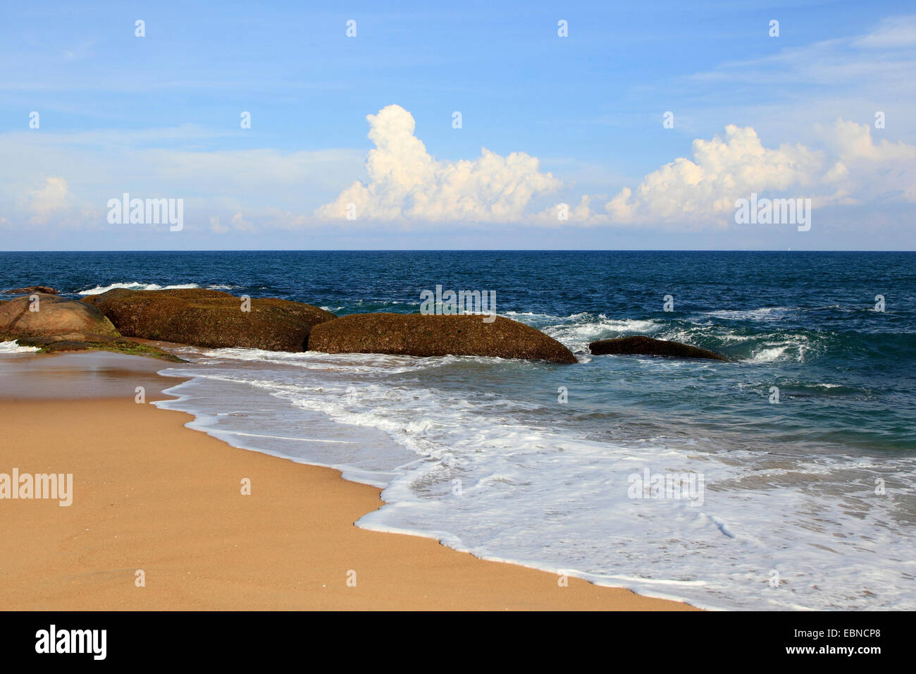 Sandstrand des Indischen Ozeans im Yala Nationalpark in Sri Lanka Yala National Park Stockfoto