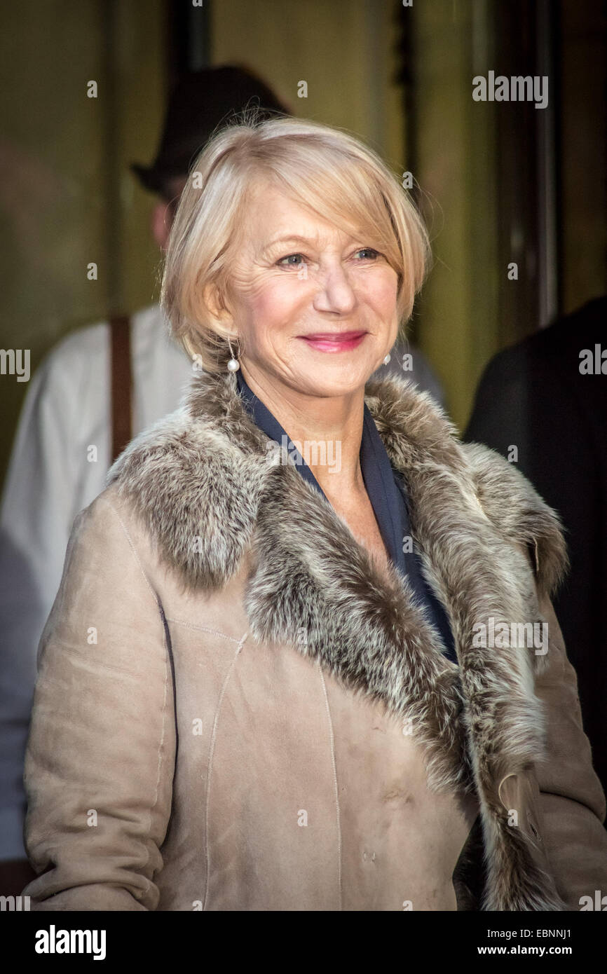 London, UK. 3. November 2014.  Dame Helen Mirren besucht den 22. ICAP Charity Tag Kredit: Guy Corbishley/Alamy Live News Stockfoto