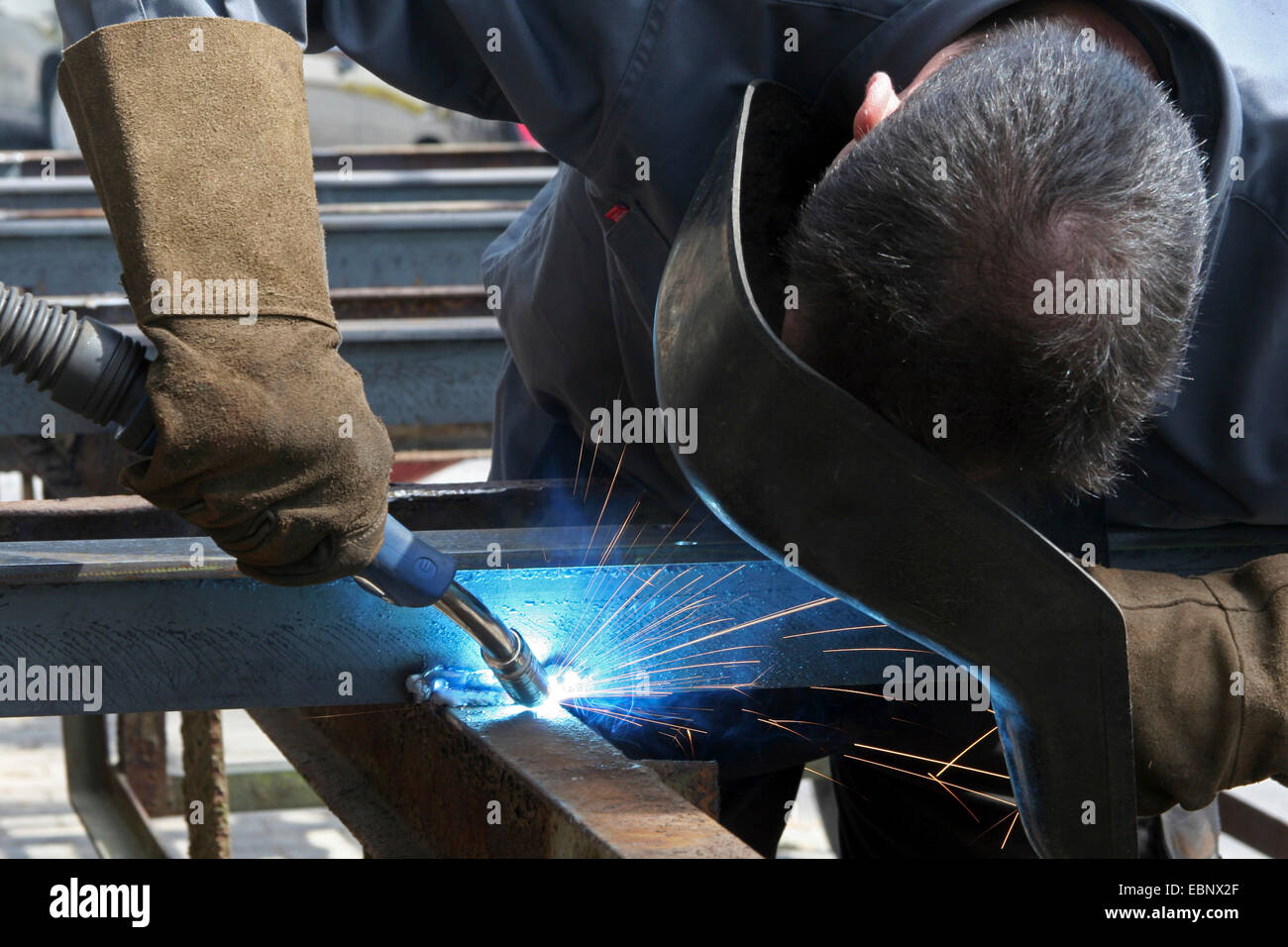 Gas-abgeschirmt Schweißen, Deutschland Stockfoto