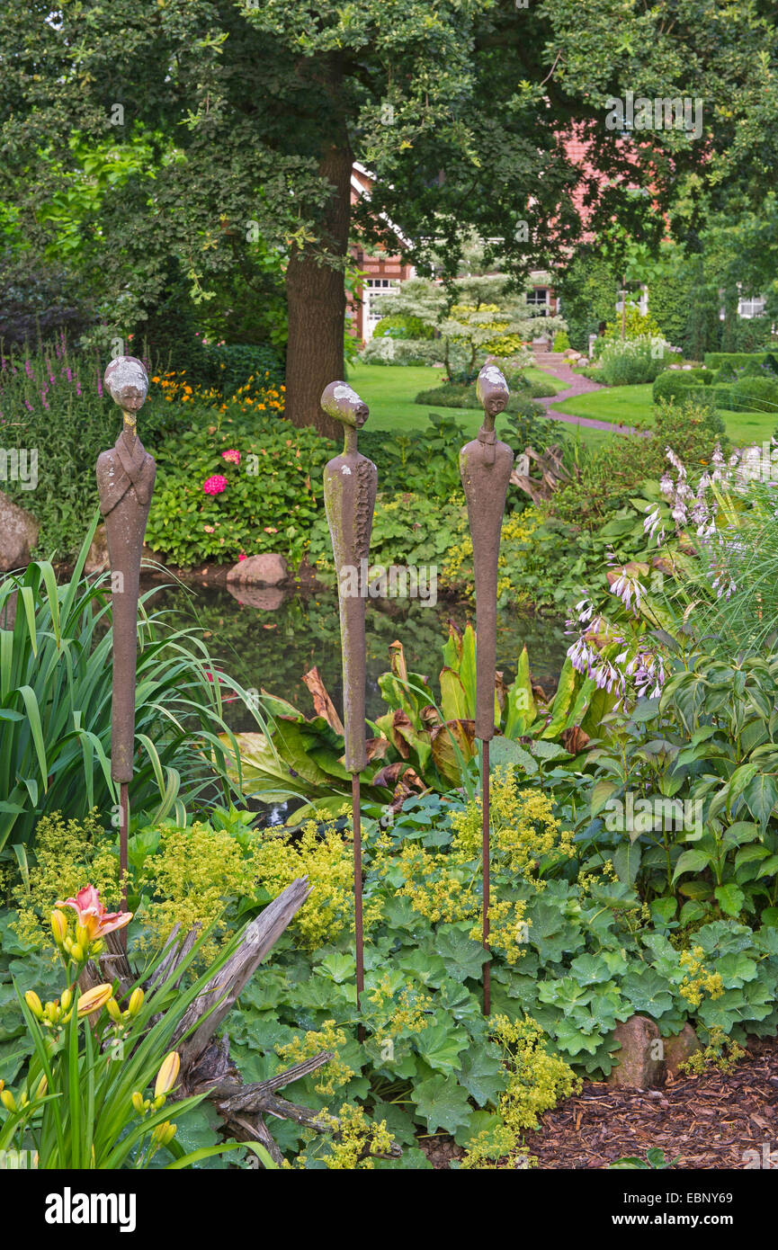 Gartenskulpturen Stockfotos Und Bilder Kaufen Alamy
