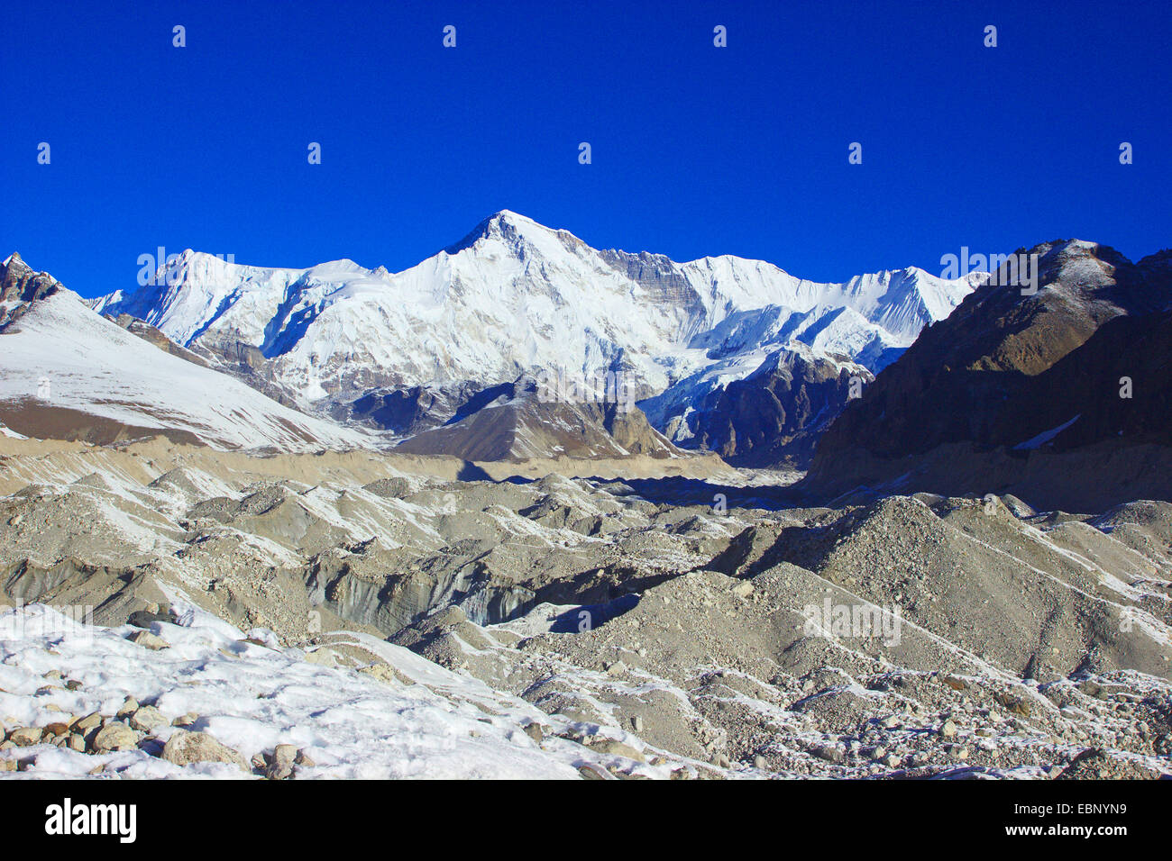 Cho Oyu-Blick vom Ngozumba Gletscher in der Nähe von Gokyo, Nepal, Himalaya, Khumbu Himal Stockfoto