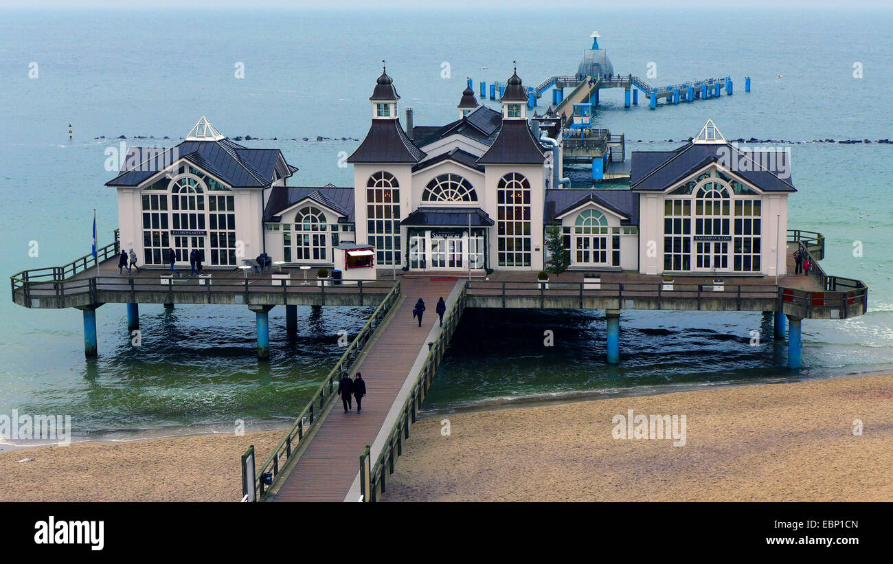 Sellin Pier mit Tauchen Glocke, Deutschland, Mecklenburg-Vorpommern, Rügen, Ostseebad Sellin Stockfoto