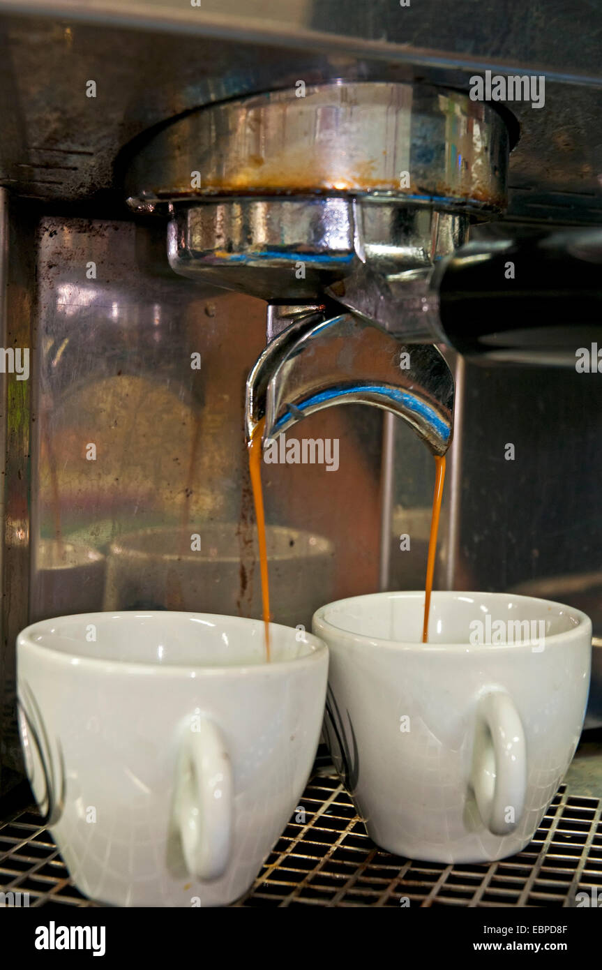 Espresso-Maschine Kaffee Herstellung Stockfoto