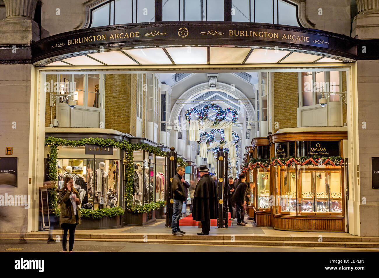 Die Burlington Arcade an Weihnachten London UK Stockfoto
