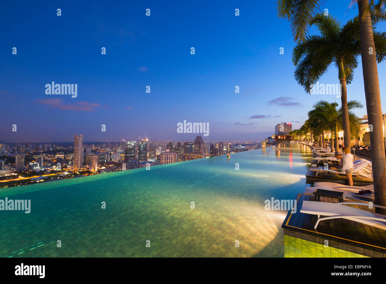 Infinity-Pool des Marina Bay Sands, Singapur, Südostasien, Asien Stockfoto