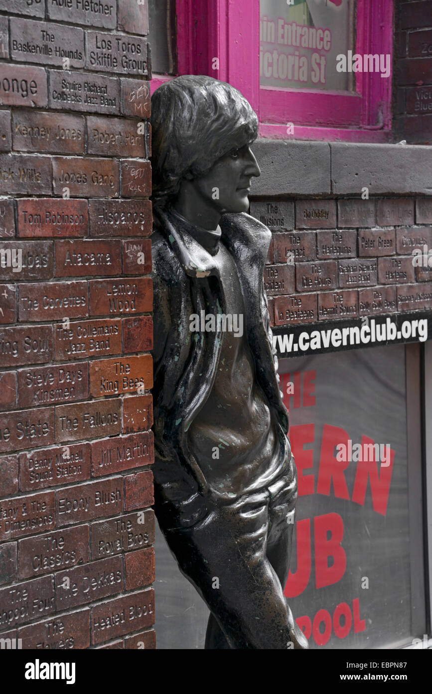 Statue von John Lennon, Mathew Street, Liverpool, Merseyside, England, Vereinigtes Königreich, Europa Stockfoto