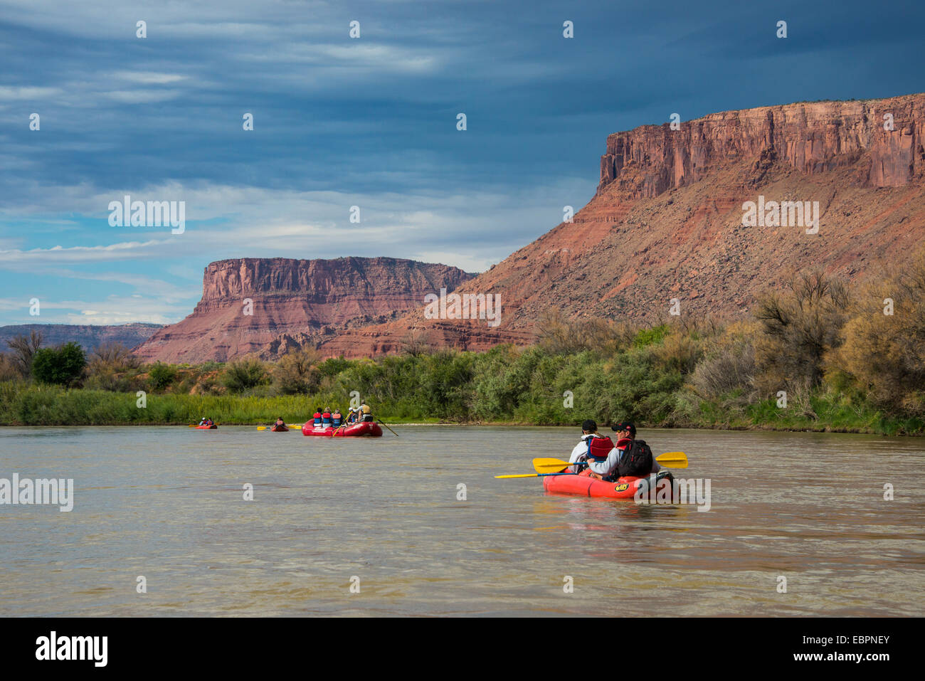 Kajak und rafting auf dem Colorado River, Castle Valley in der Nähe von Moab, Utah, Vereinigte Staaten von Amerika, Nordamerika Stockfoto