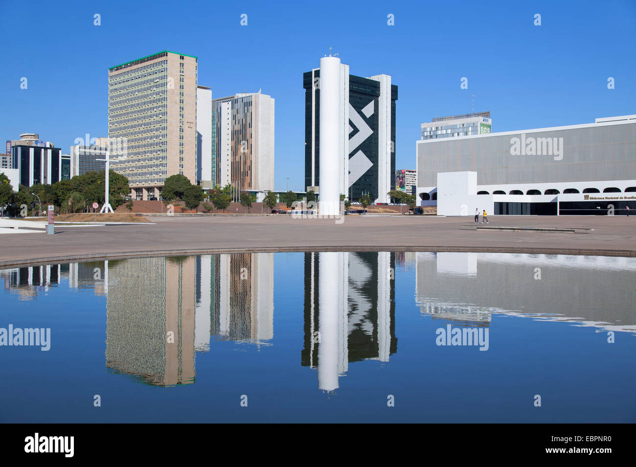 Nationalbibliothek, Wolkenkratzer, UNESCO-Weltkulturerbe, Brasilia, Distrito Federal, Brasilien, Südamerika Stockfoto
